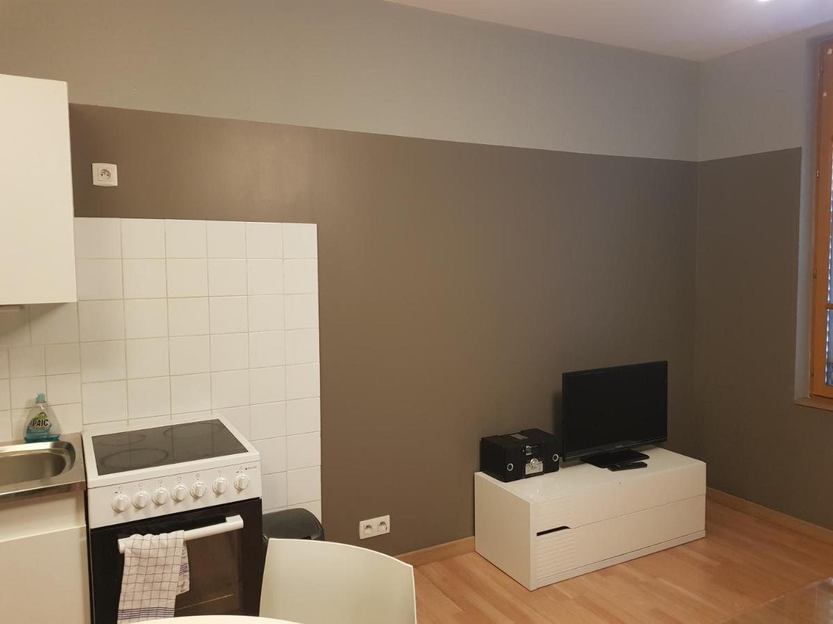 Appart'Hotel De La Tour Troyes Bagian luar foto