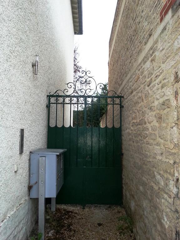 Appart'Hotel De La Tour Troyes Ruang foto
