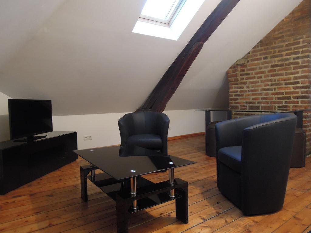 Appart'Hotel De La Tour Troyes Bagian luar foto