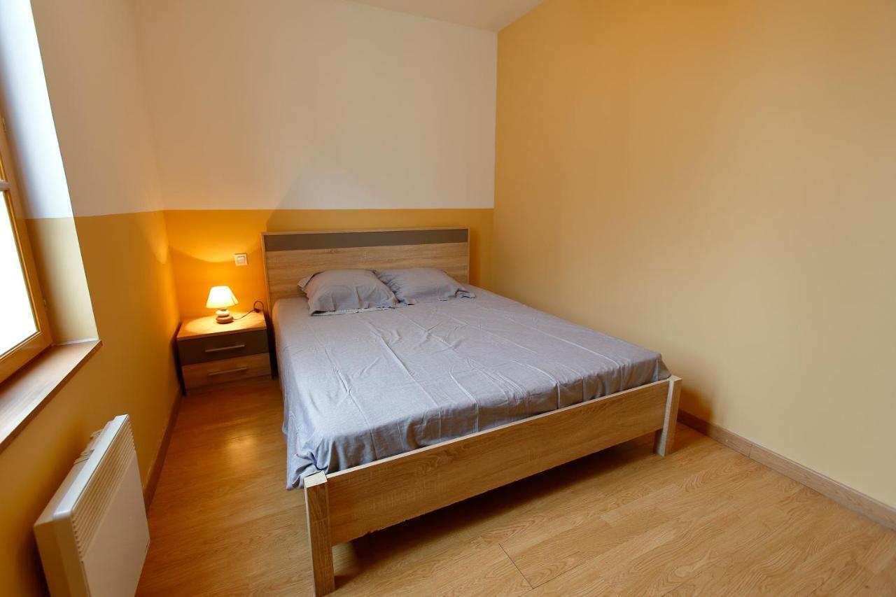 Appart'Hotel De La Tour Troyes Bagian luar foto